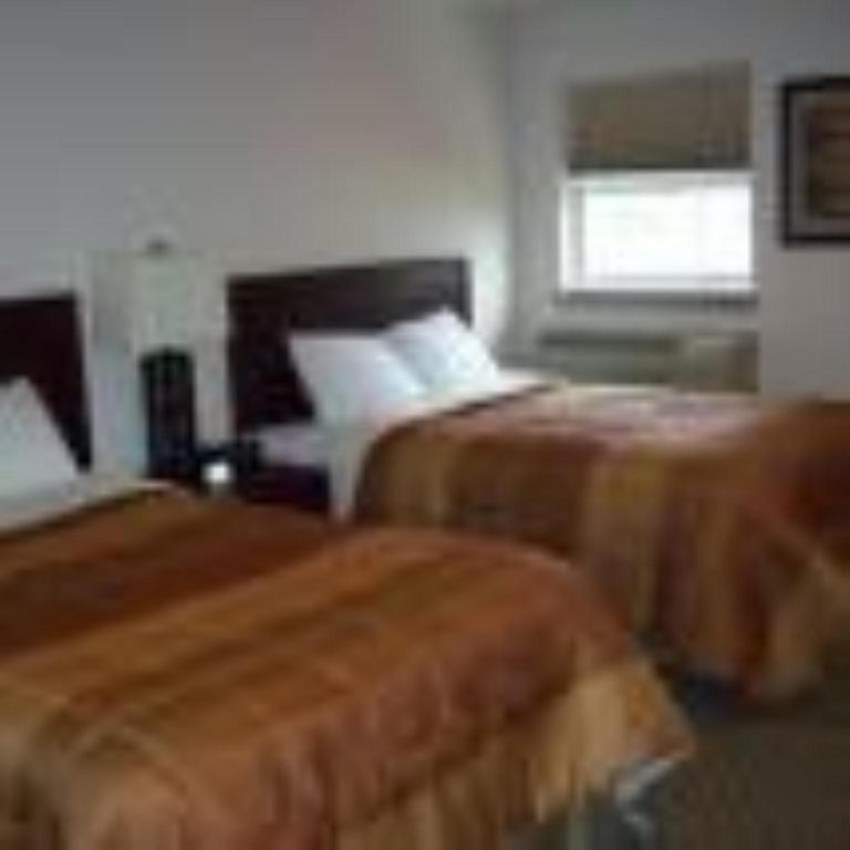 Price Pointe Inn Waukesha Exterior foto